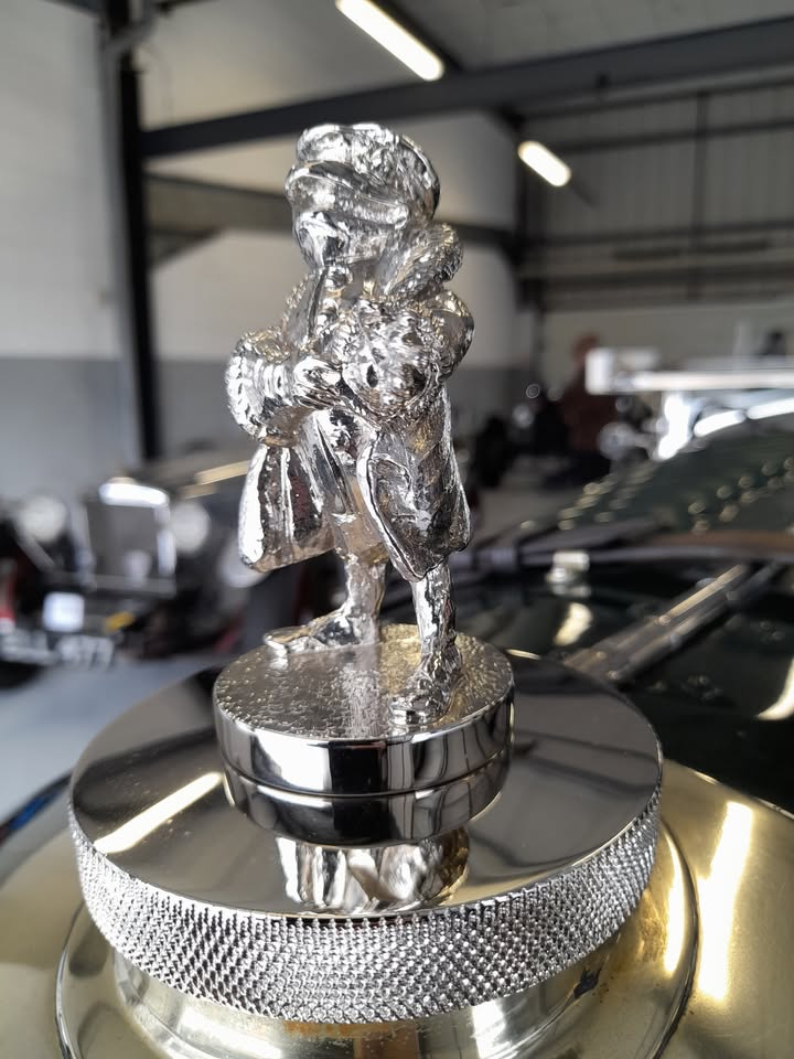 Auto Tradition